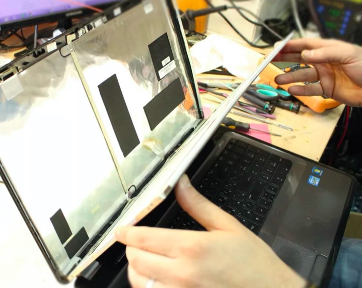 замена матрицы на ноутбуке замена матрицы на ноутбуке в Островцах