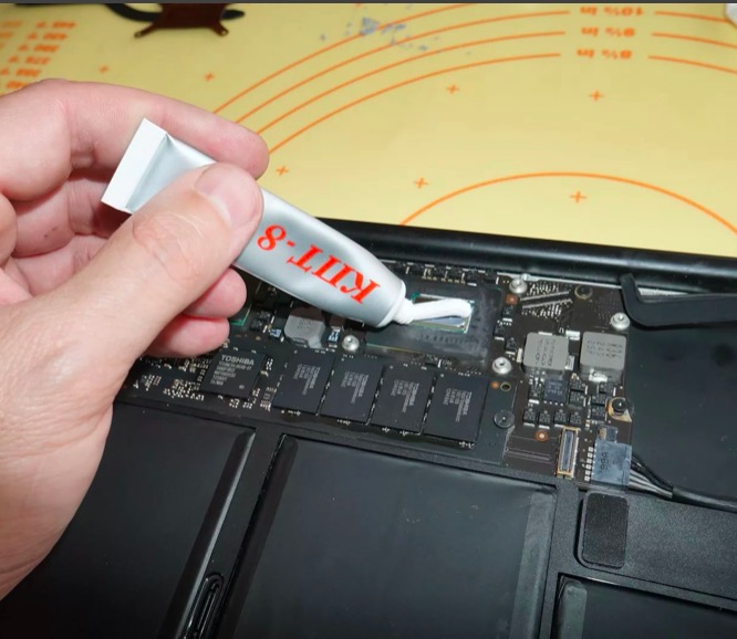 замена термопасты macbook в Островцах замена термопасты macbook pro