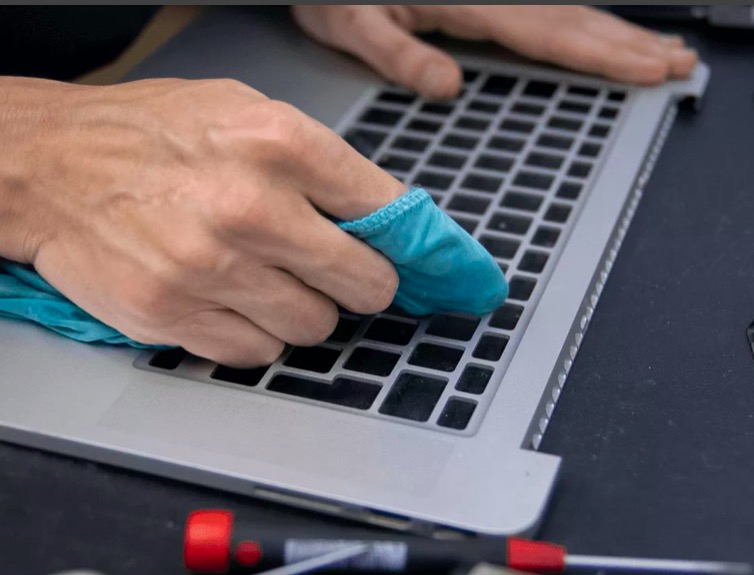 Ремонт ноутбука после залития Ремонт ноутбука после залития в Островцах