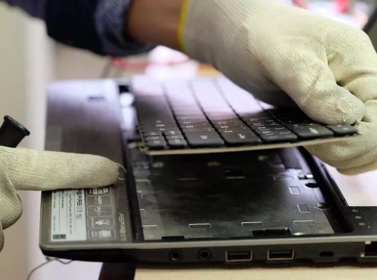 Ремонт клавиатуры ноутбука Ремонт клавиатуры ноутбука в Островцах